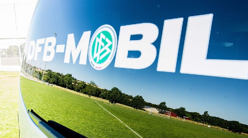 Logo DFB-Mobil_nsw